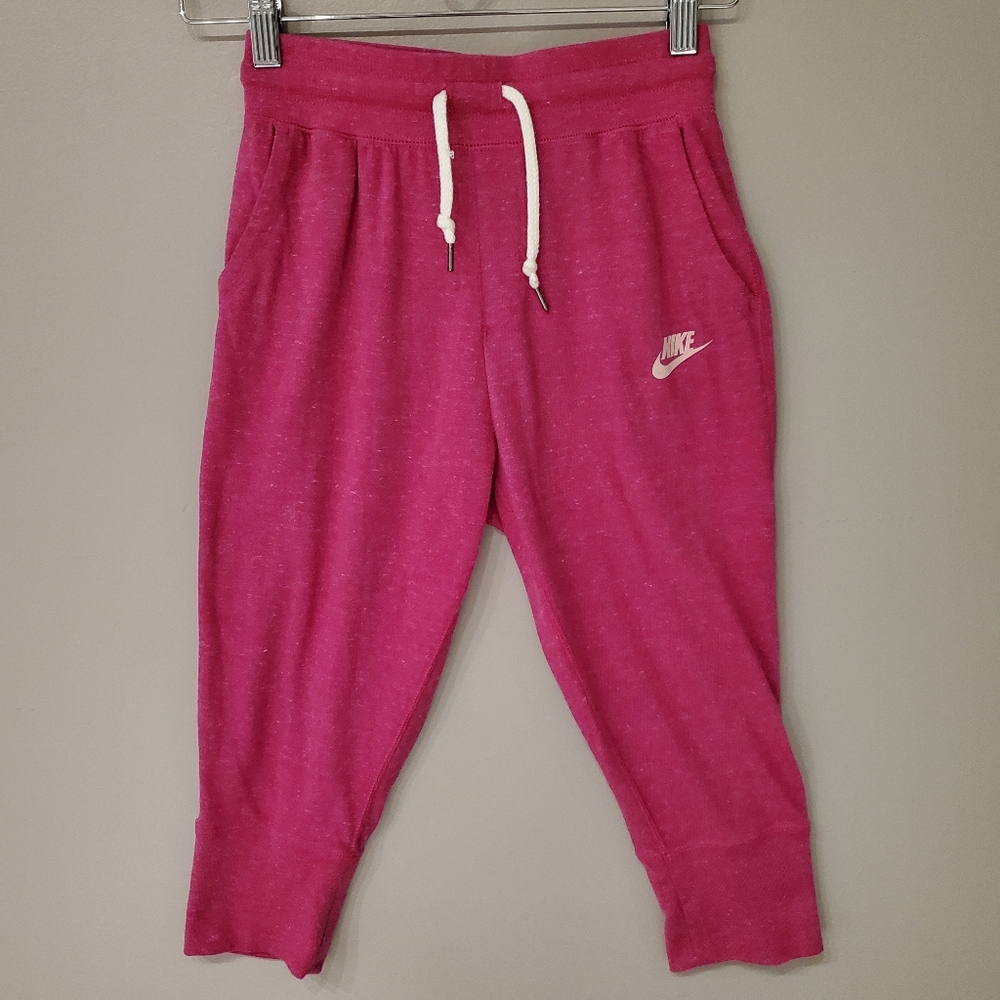 Nike Capri Sweatpants - Size M (Girls)